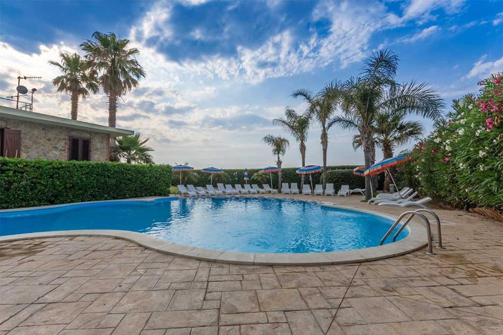 Il Geranio - Resort & Suites Акведольчи Экстерьер фото